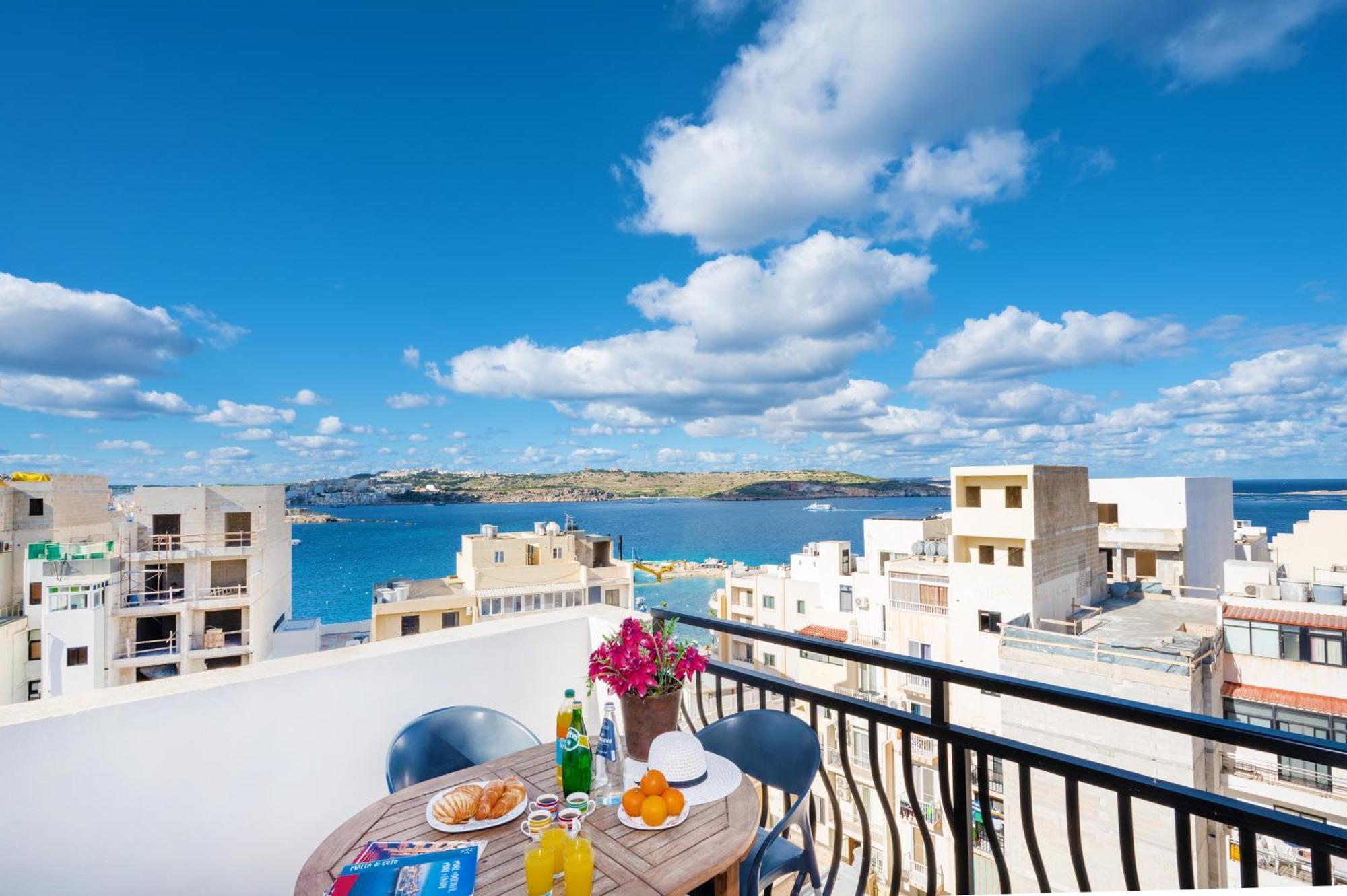 Seashells 2 Bedroom Apartment With Sunny Terrace With Stunning Sea Views - By Getawaysmalta Σεντ Πόλς Μπέι Εξωτερικό φωτογραφία